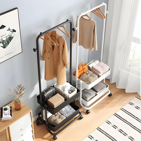 CHIC CLOTH HANGER